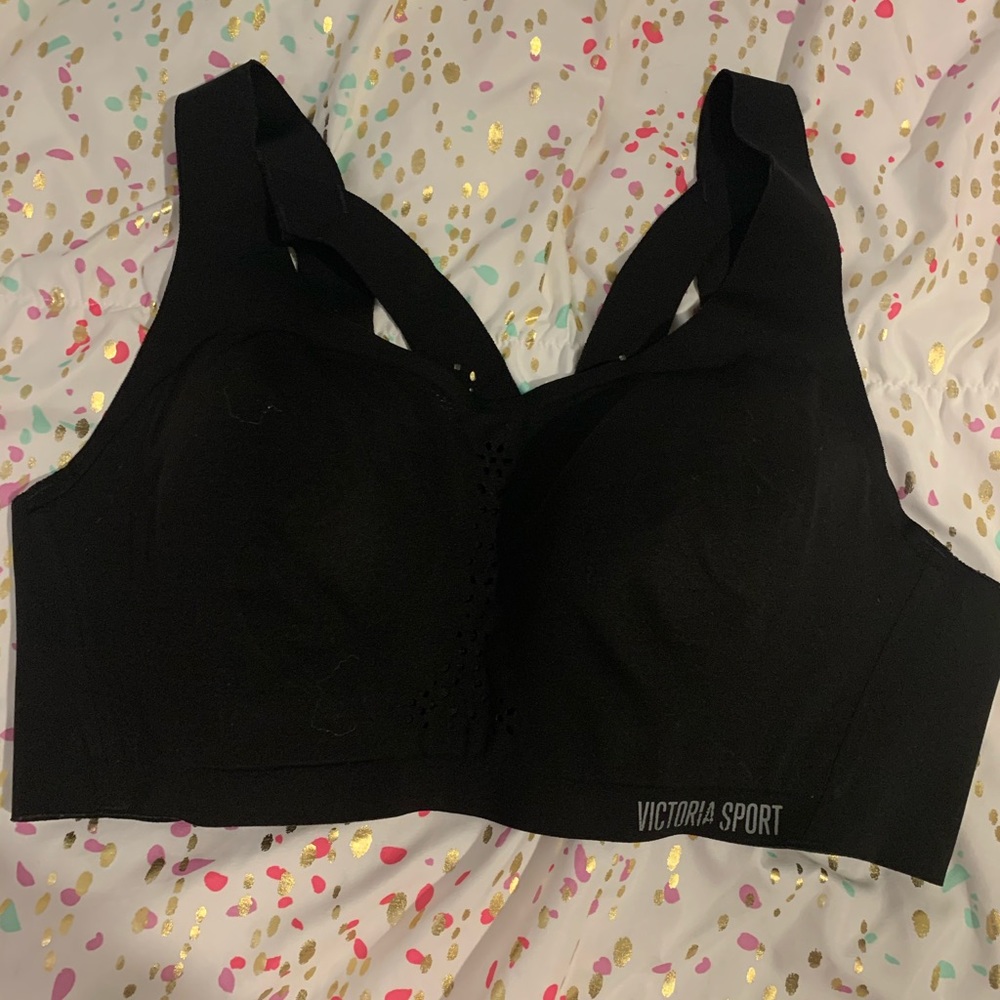 Victoria’s sport bra